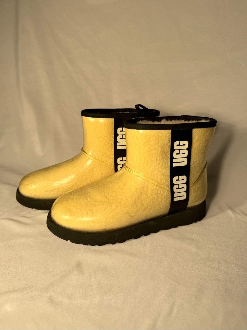 UGG Clear Short Logo Strap Waterproof Boot